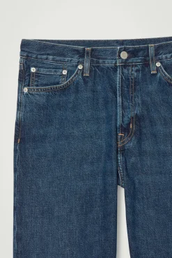 SIGNATURE JEANS MIT GERADEM BEIN