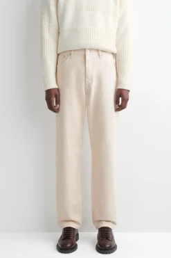 SIGNATURE JEANS MIT GERADEM BEIN