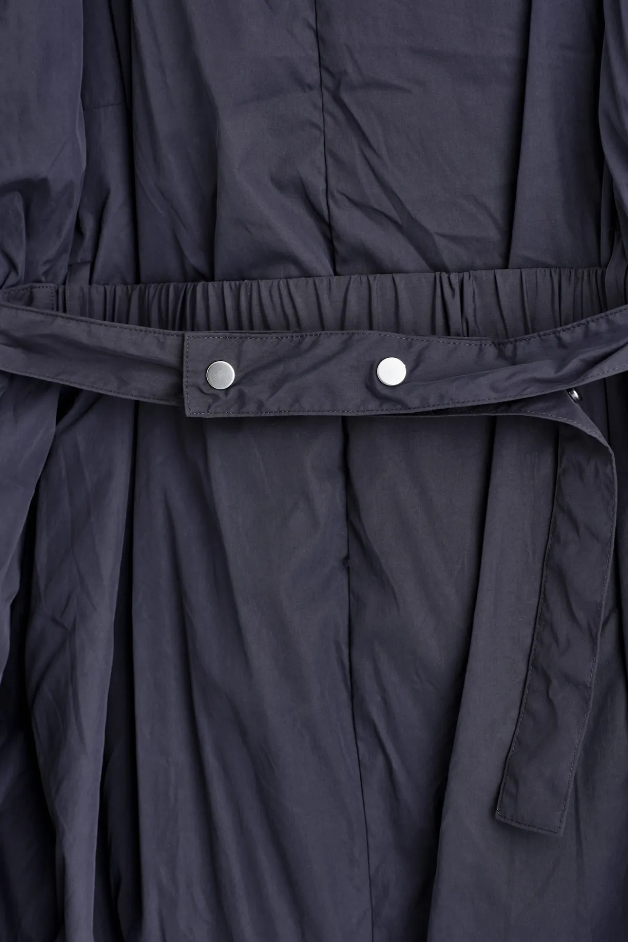 SKULPTURALE OVERSIZED-DAUNENJACKE