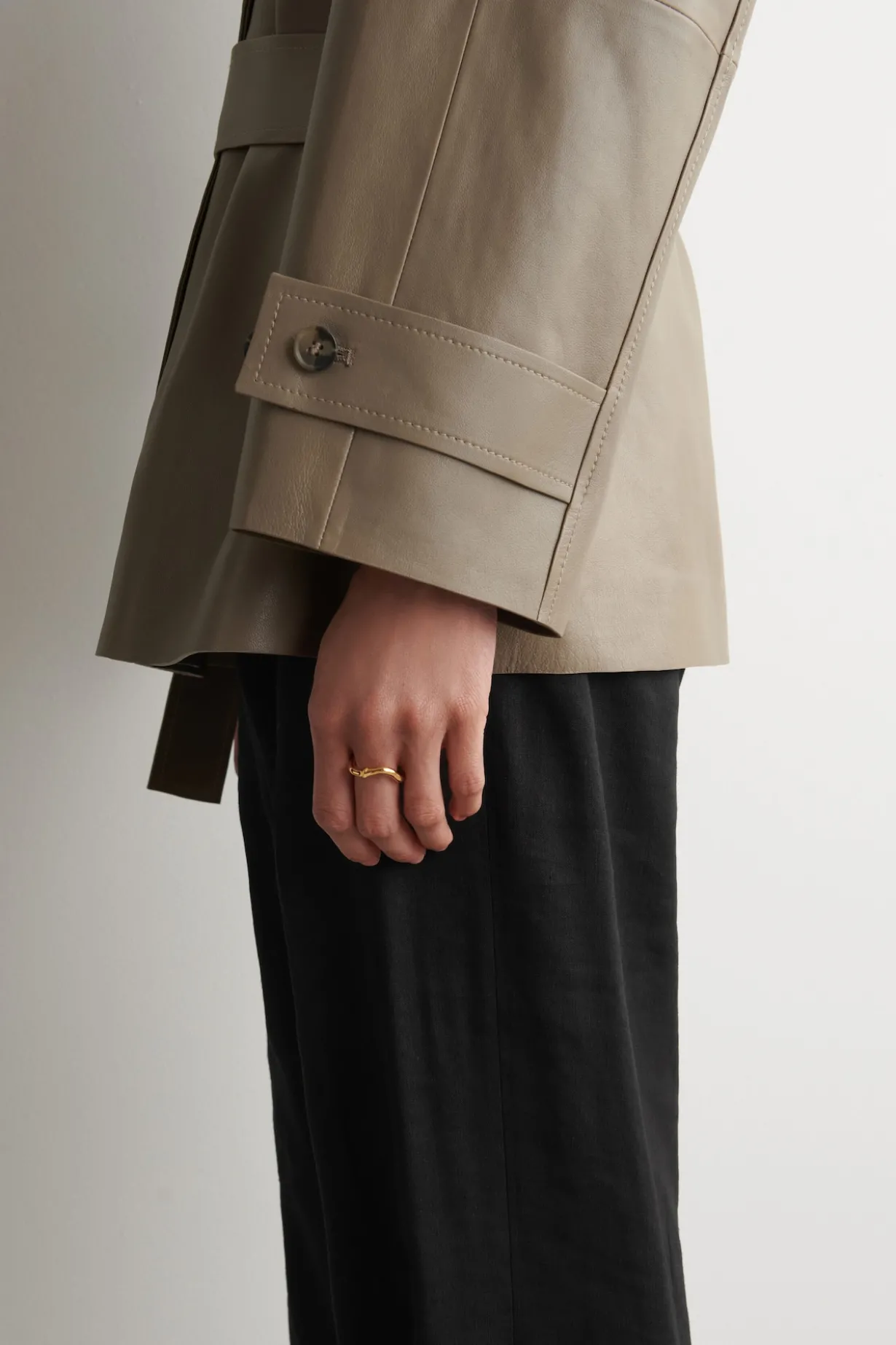SKULPTURALER RING