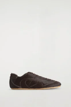 SNEAKERS AUS LEDER MIT PONYHAAR-EFFEKT
