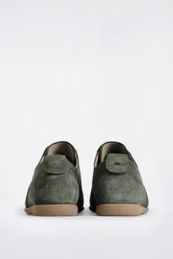 SNEAKERS AUS NUBUK- UND VELOURSLEDER