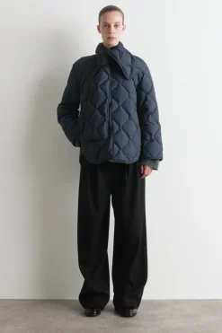 STEPPJACKE MIT SCHALDETAIL