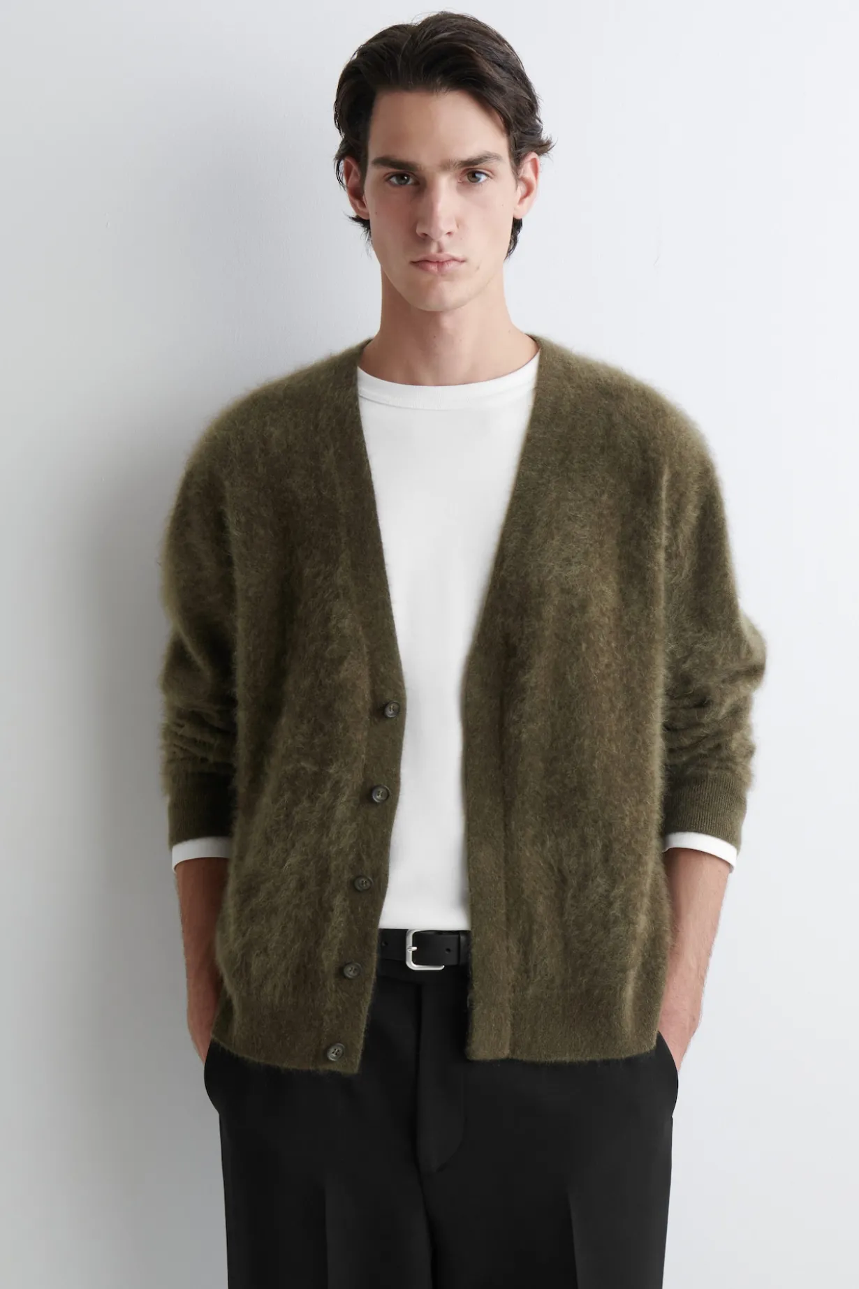 STRICKJACKE AUS GEBÜRSTETEM KASCHMIR