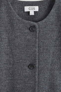 STRICKJACKE AUS GEKOCHTER MERINOWOLLE