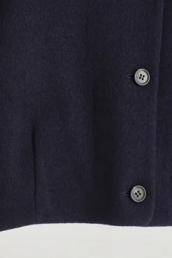 STRICKJACKE AUS GEKOCHTER MERINOWOLLE