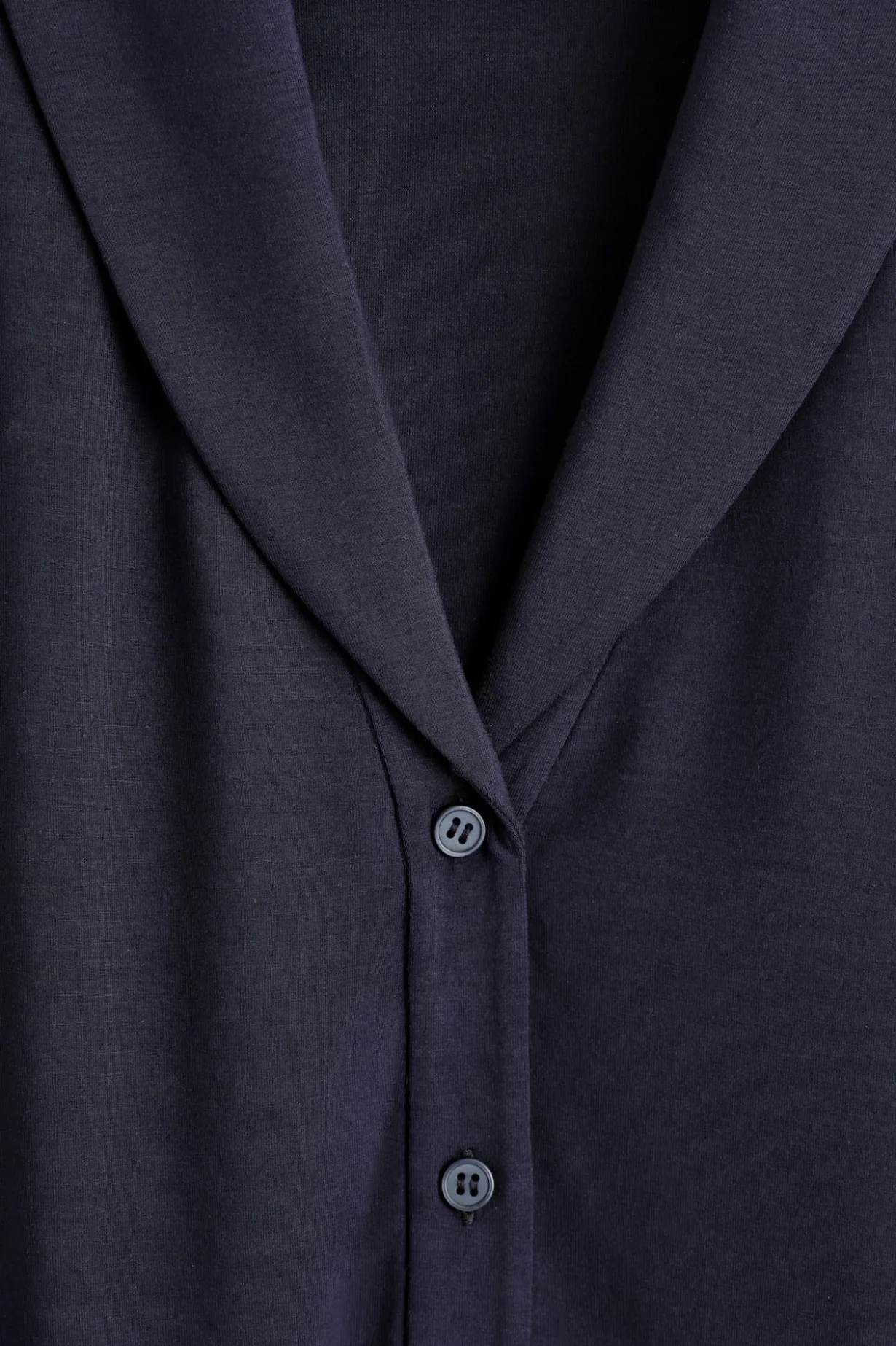 STRICKJACKE AUS JERSEY MIT SCHALKRAGEN
