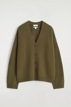 STRICKJACKE AUS KASCHMIR MIT V-AUSSCHNITT