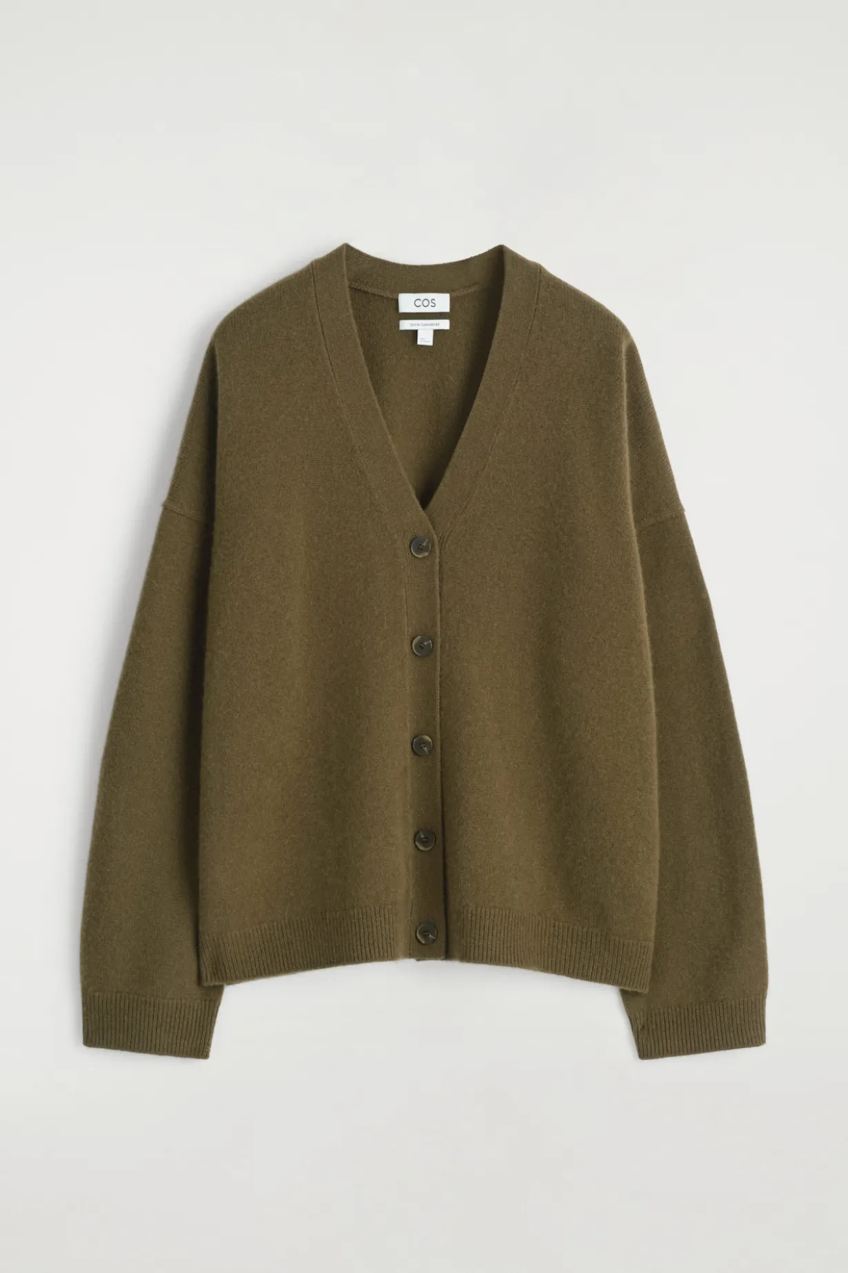 STRICKJACKE AUS KASCHMIR MIT V-AUSSCHNITT