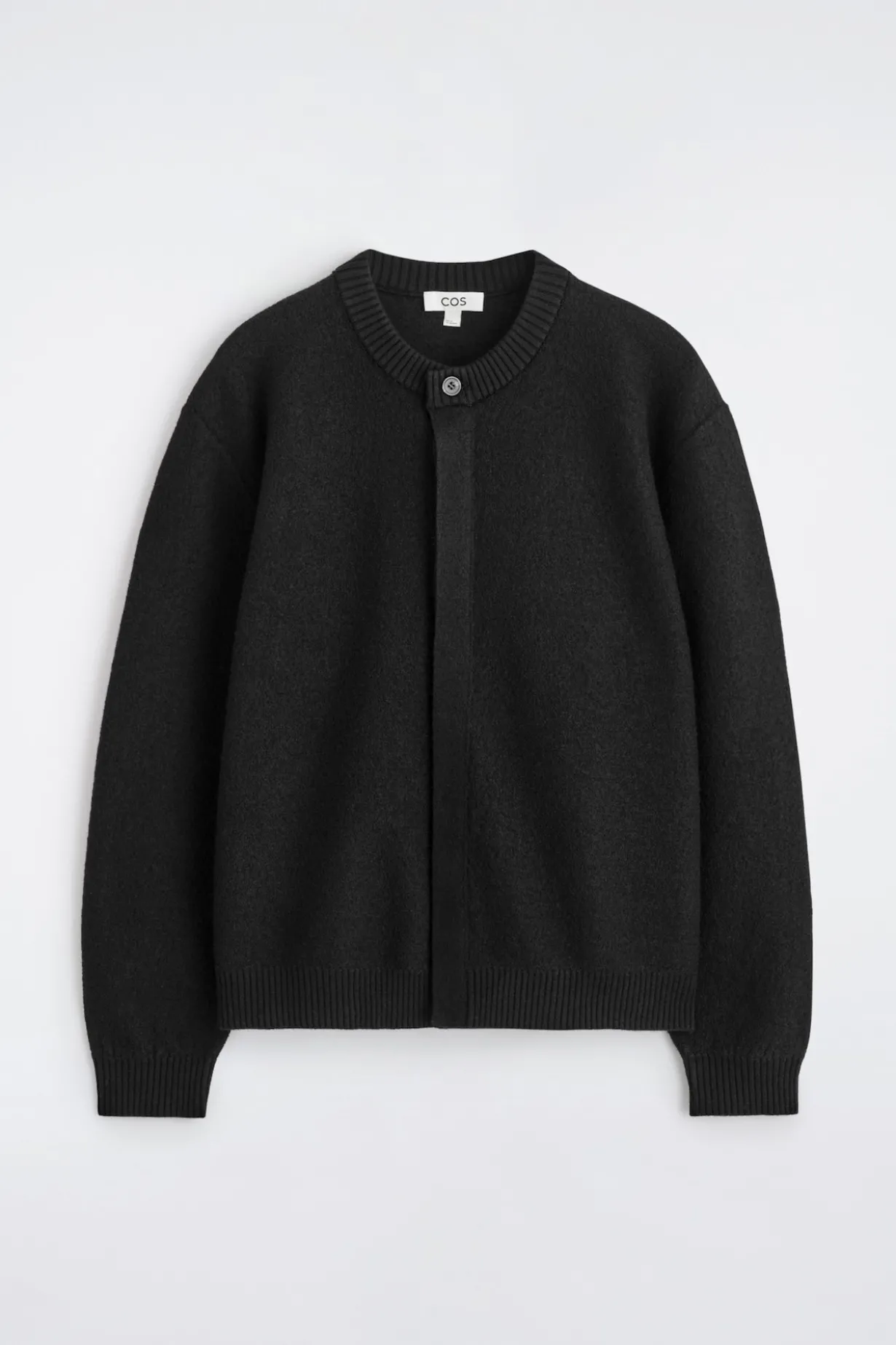 STRICKJACKE AUS KOCHWOLLE MIT RUNDHALSAUSSCHNITT