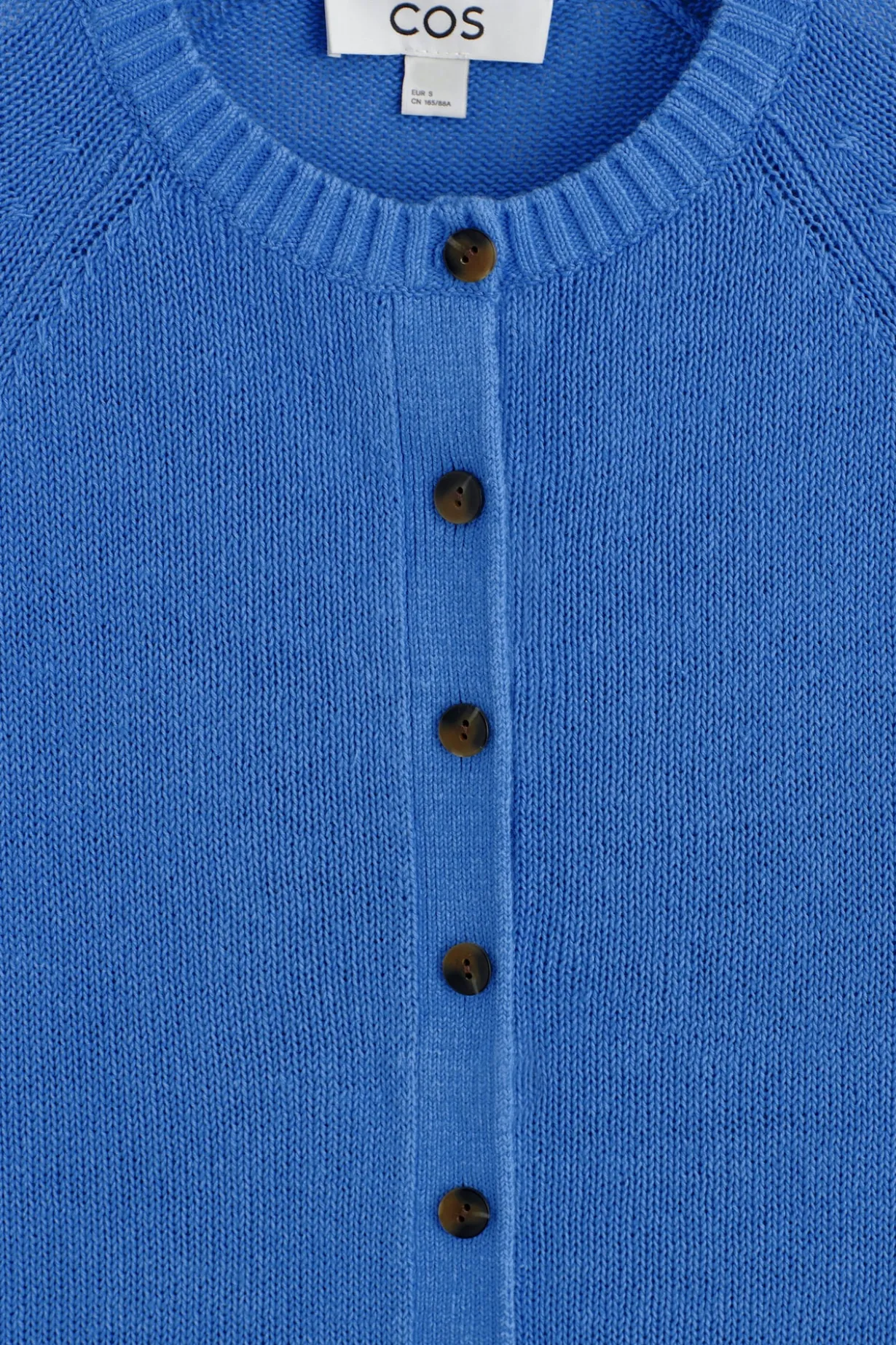 STRICKJACKE AUS LEINEN