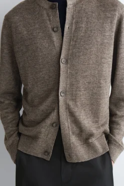 STRICKJACKE AUS LEINEN