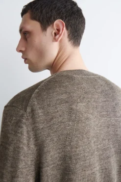 STRICKJACKE AUS LEINEN