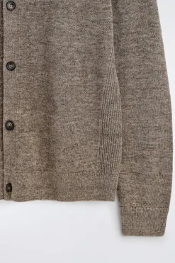 STRICKJACKE AUS LEINEN