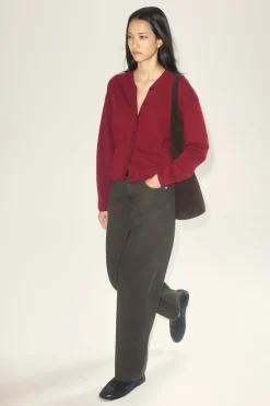 STRICKJACKE AUS MERINOWOLLE MIT V-AUSSCHNITT