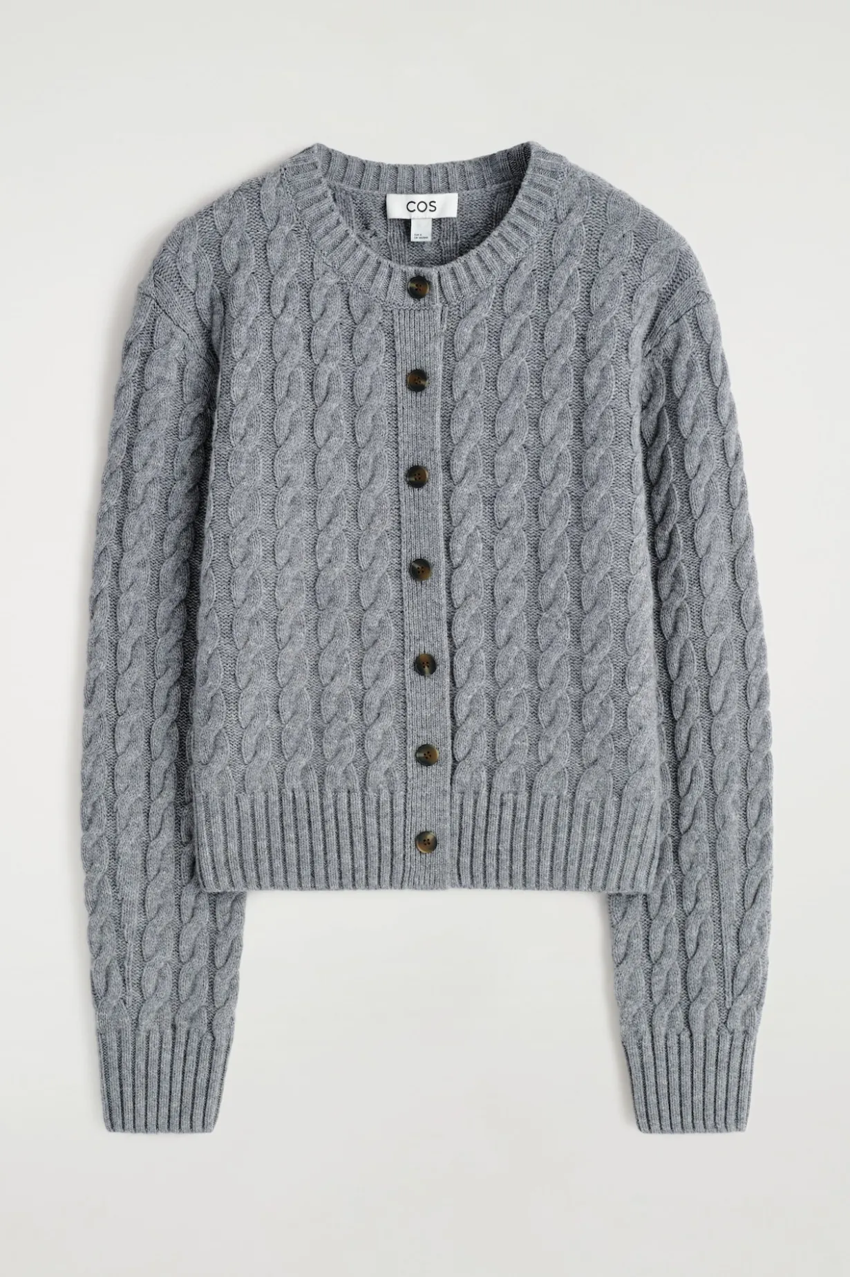 STRICKJACKE AUS MERINOWOLLE MIT ZOPFSTRICKMUSTER