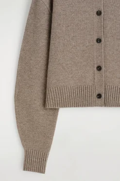 STRICKJACKE AUS MERINOWOLLE