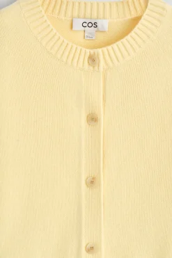 STRICKJACKE AUS MERINOWOLLE
