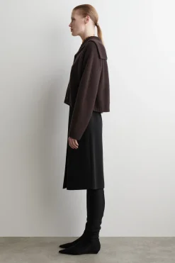 STRICKJACKE AUS WOLLE MIT MATROSENKRAGEN