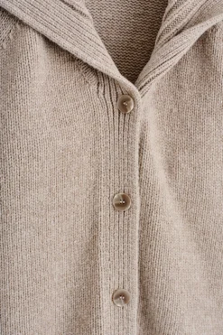 STRICKJACKE AUS WOLLE MIT MATROSENKRAGEN
