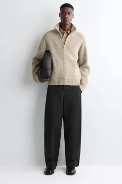 STRICKJACKE AUS WOLLE MIT DONEGAL-EFFEKT