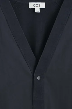 STRICKJACKE MIT NYLONEINSÄTZEN