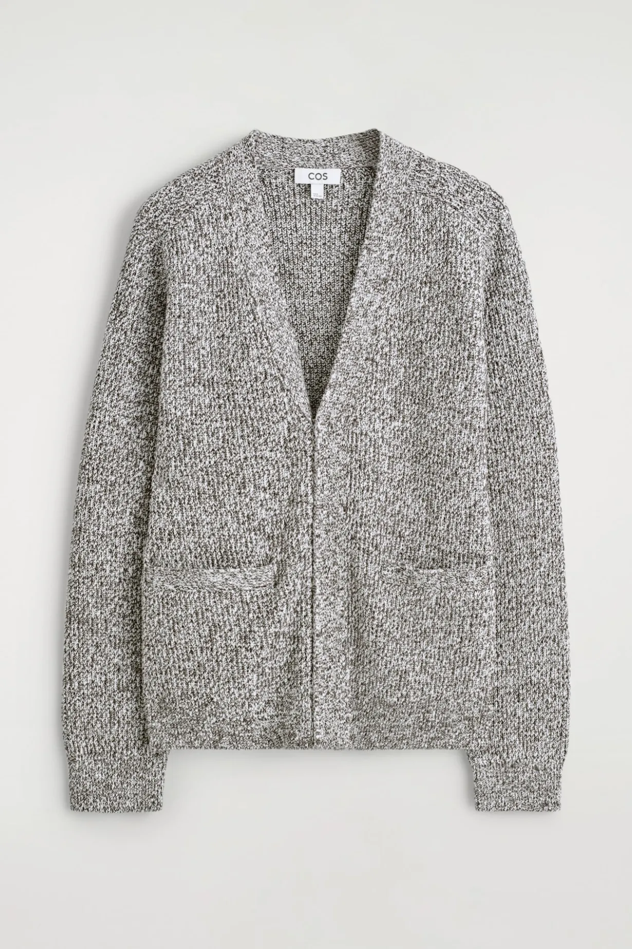 STRICKJACKE MIT REISSVERSCHLUSS UND V-AUSSCHNITT
