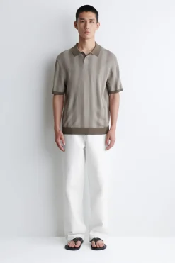 STRICK-POLOSHIRT MIT DIFFUSEN STREIFEN