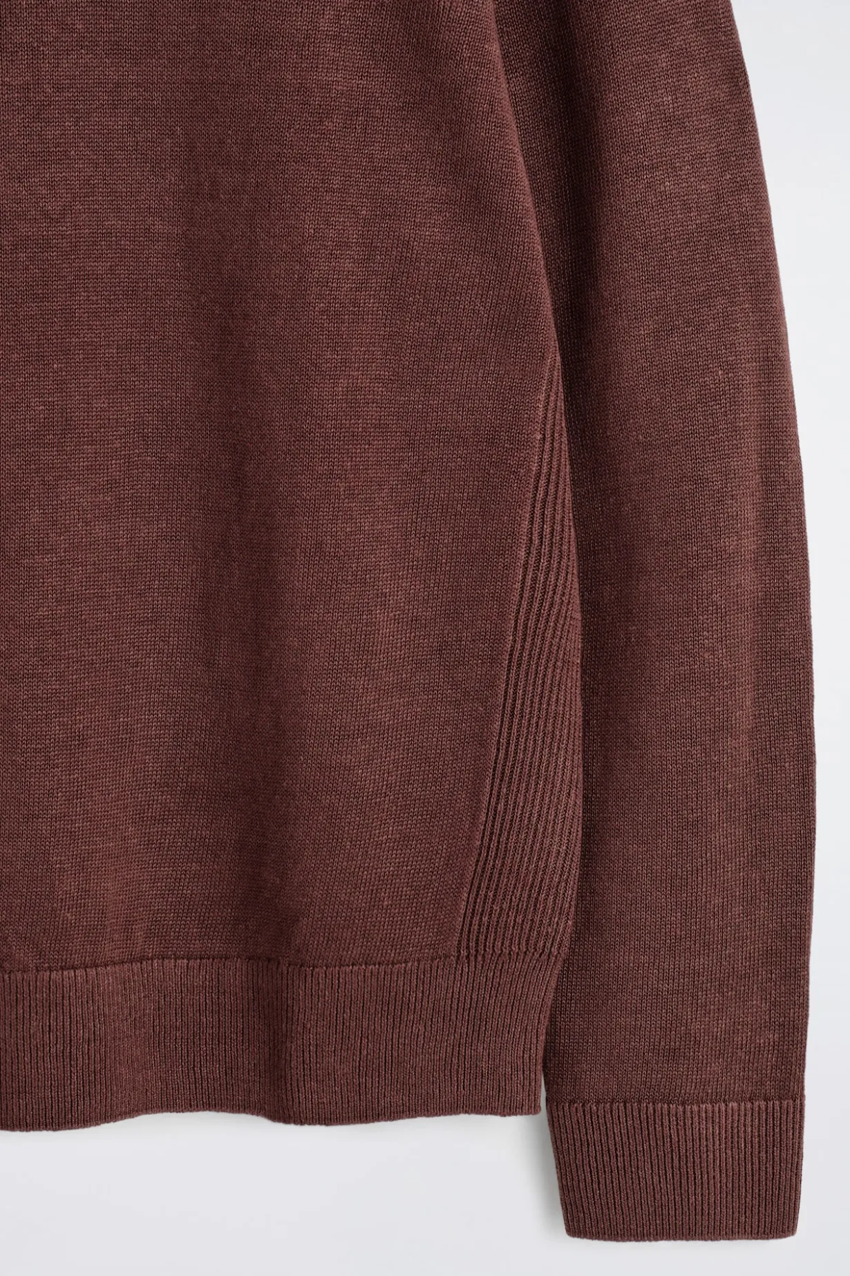 STRICKPULLOVER AUS LEINEN MIT RUNDHALSAUSSCHNITT
