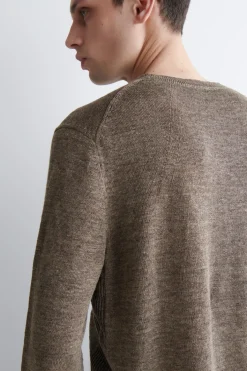 STRICKPULLOVER AUS LEINEN MIT RUNDHALSAUSSCHNITT