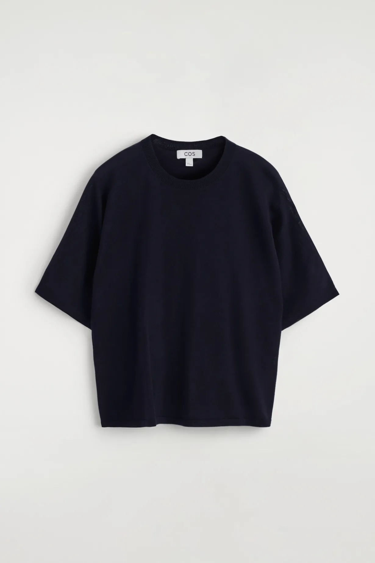 STRICK-T-SHIRT AUS MERINOWOLLE