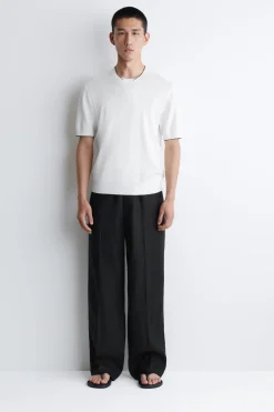 STRICK-T-SHIRT MIT KONTRASTIERENDEN EINFASSUNGEN