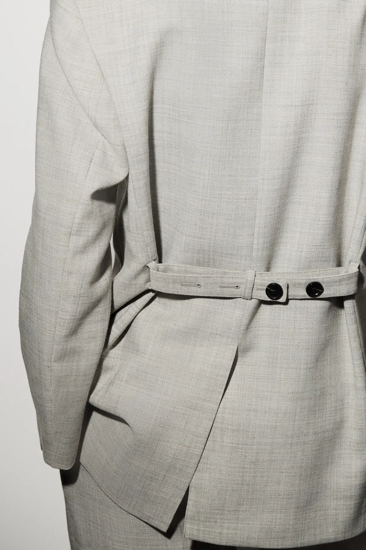 STRUKTURIERTER BLAZER AUS WOLL-MIX