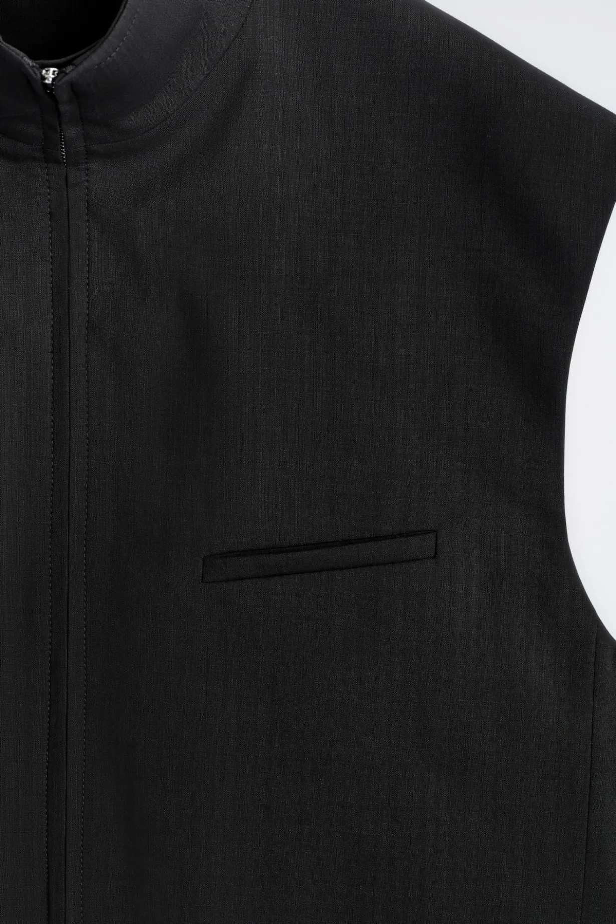 TAILORED FUNNEL-NECK WOOL GILET
