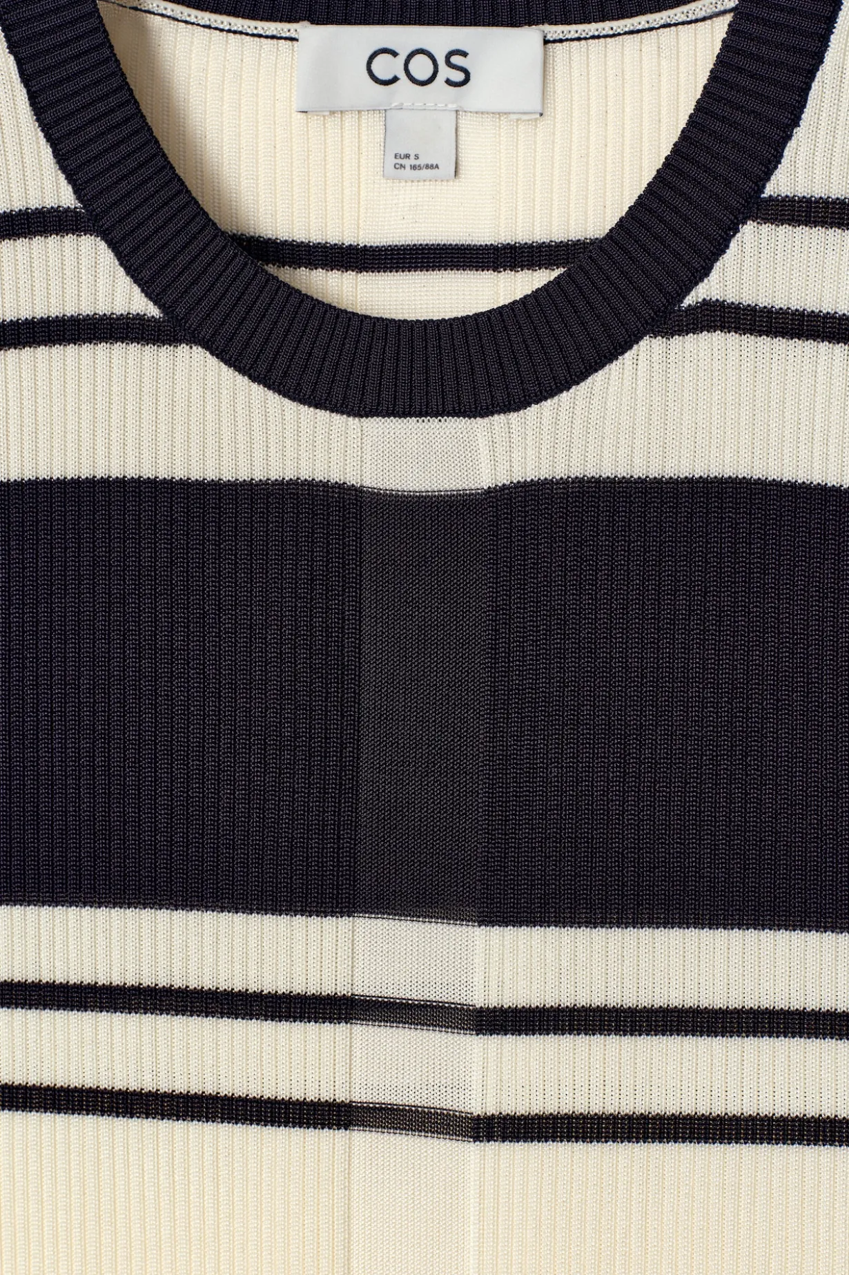 TANKTOP AUS RIPPSTRICK