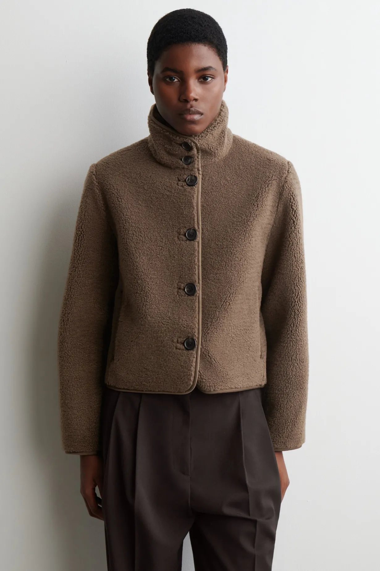 TEDDYJACKE MIT TRICHTERKRAGEN