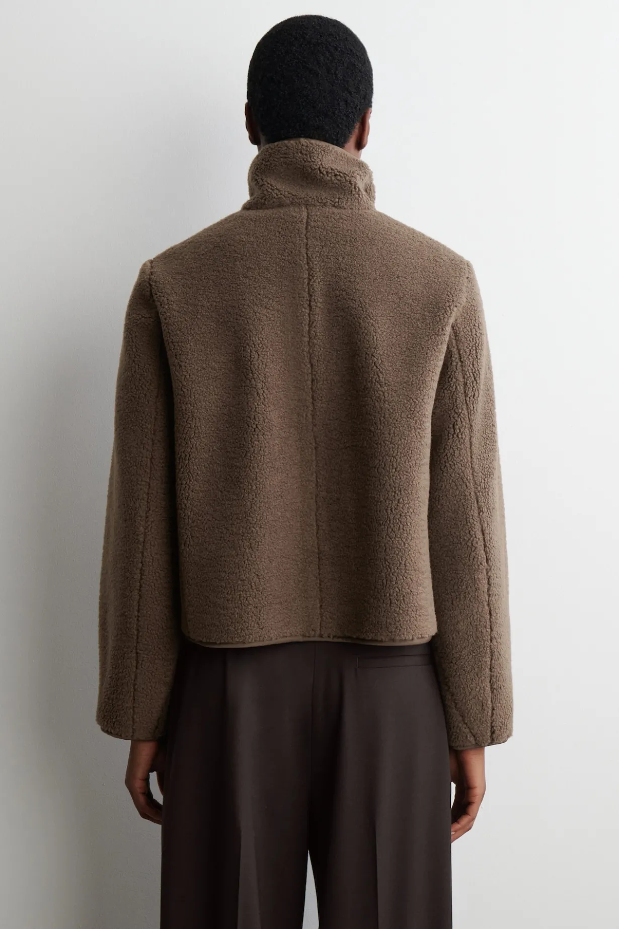 TEDDYJACKE MIT TRICHTERKRAGEN