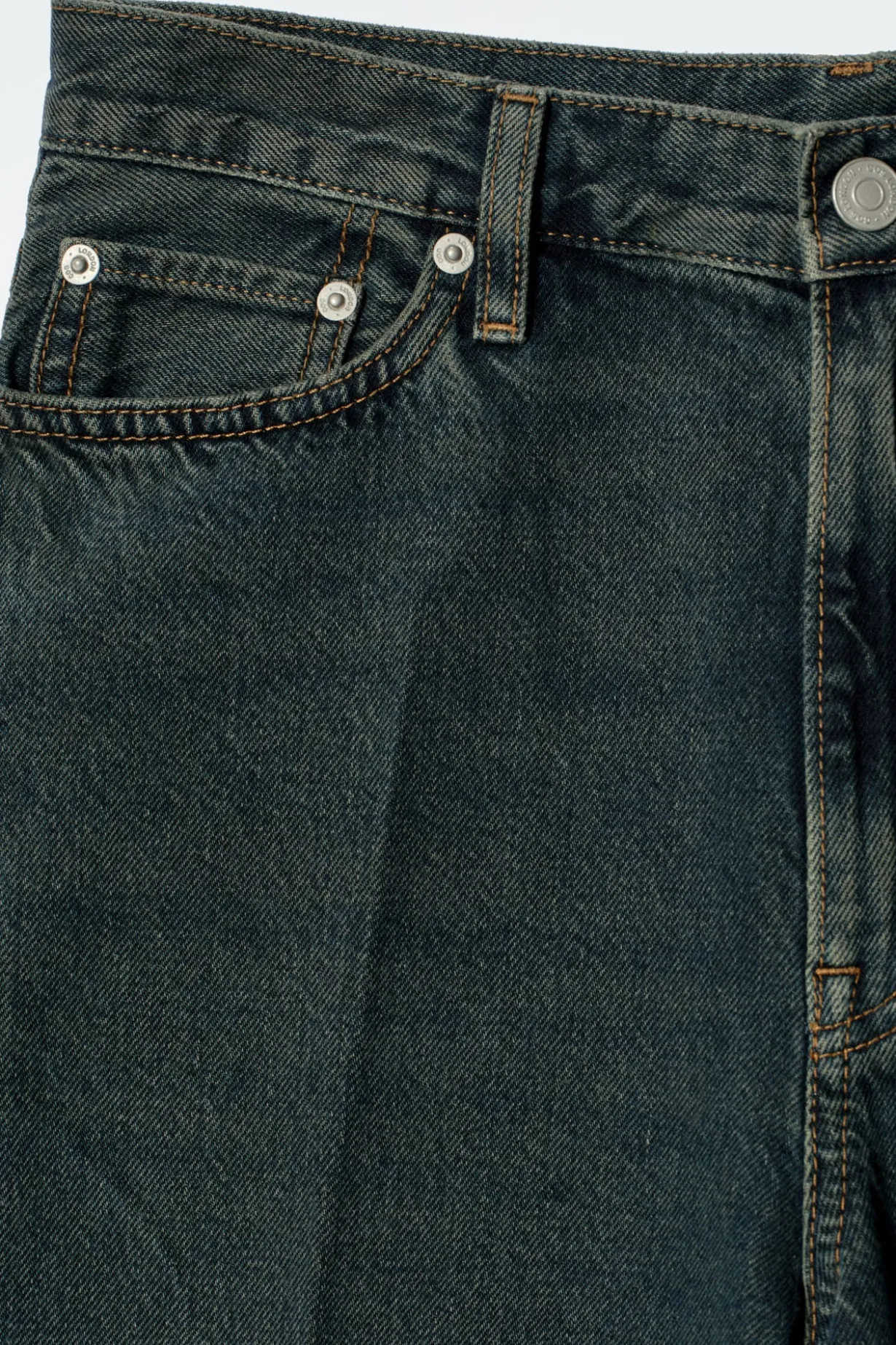 TIDE JEANS MIT WEITEM BEIN