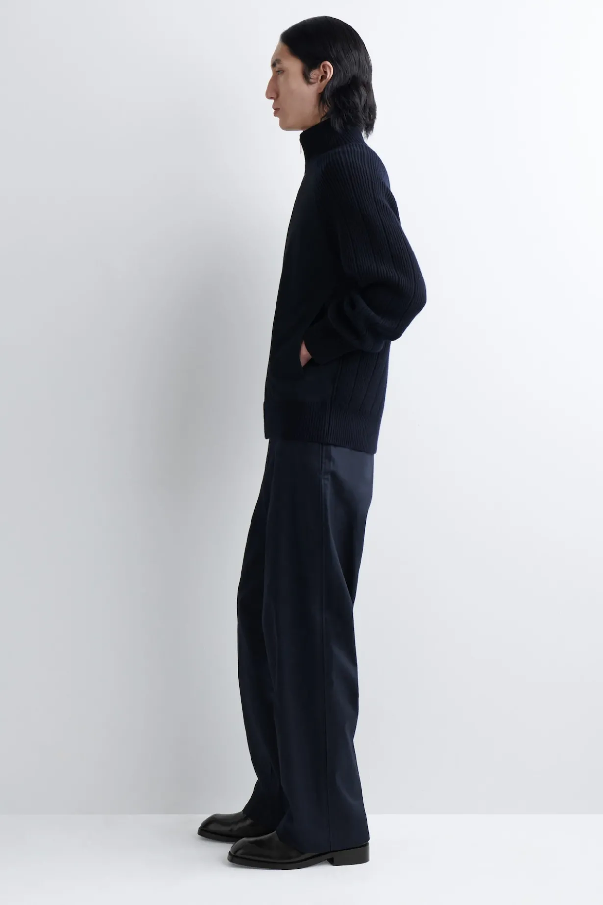 TRAININGSJACKE AUS MERINOWOLLE MIT BAUMWOLLPARTIE