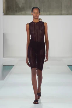 TRANSPARENTES TANKTOP AUS SPITZE