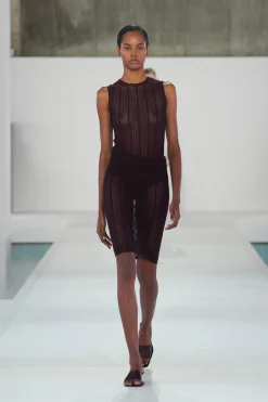 TRANSPARENTES TANKTOP AUS SPITZE