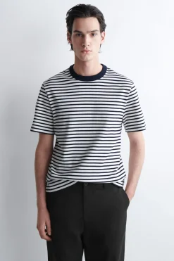 T-SHIRT AUS BAUMWOLLE MIT RUNDHALSAUSSCHNITT