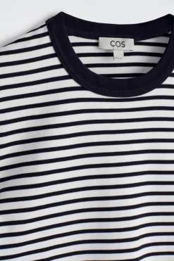 T-SHIRT AUS BAUMWOLLE MIT RUNDHALSAUSSCHNITT