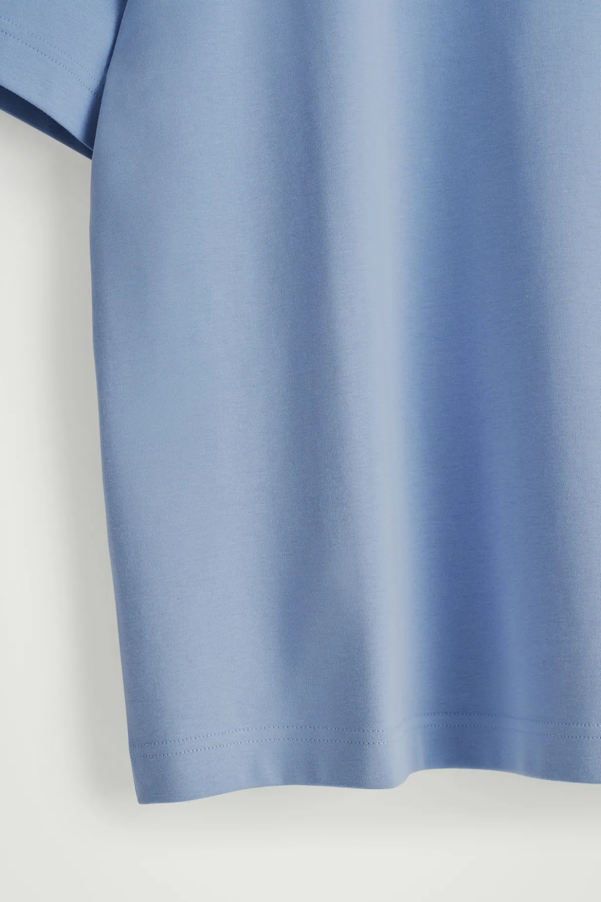 T-SHIRT AUS BAUMWOLLE MIT RUNDHALSAUSSCHNITT