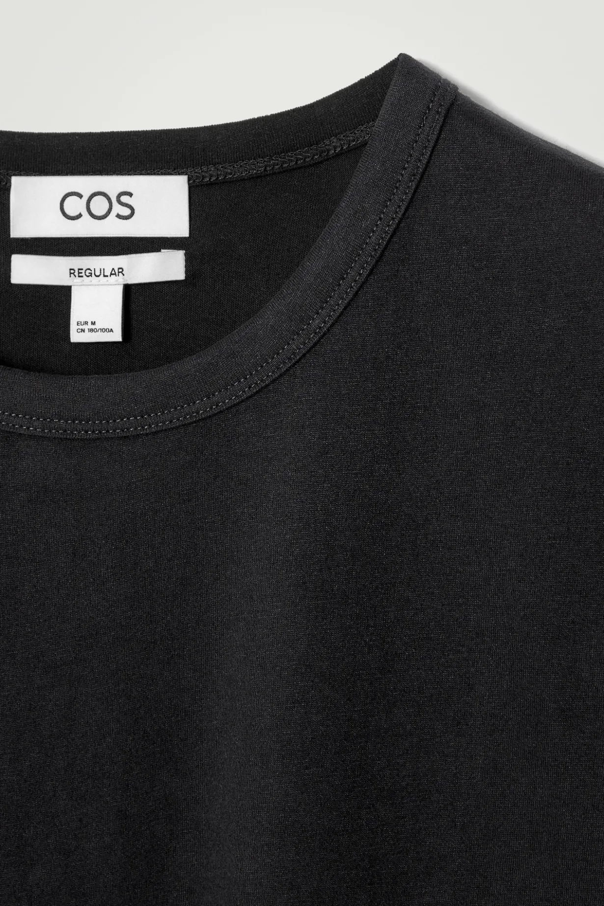 T-SHIRT AUS GEBÜRSTETER BAUMWOLLE