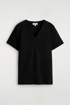 T-SHIRT AUS LEINEN MIT V-AUSSCHNITT