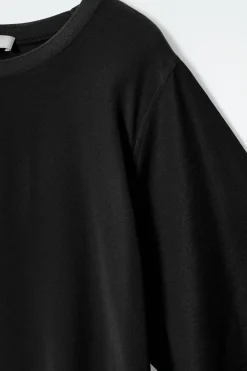 T-SHIRT-KLEID AUS SEIDE IN MIDILÄNGE