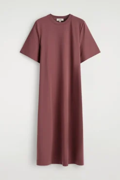 T-SHIRT-KLEID IN MIDILÄNGE MIT GÜRTELDETAIL