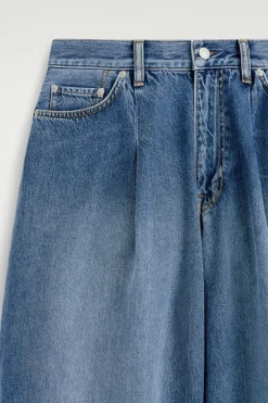 TWINE JEANS MIT BARREL-BEIN