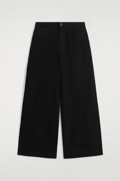 VERKÜRZTE HOSE AUS DENIM MIT WEITEM BEIN